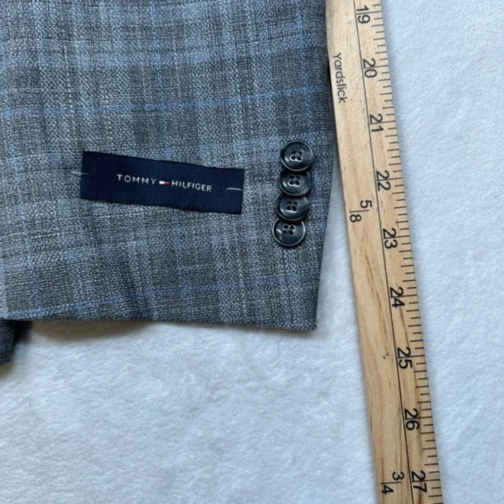 Tommy Hilfiger Modern-Fit Sport Coat Mens 40S 40 Gray Plaid Blazer $295‎ NEW